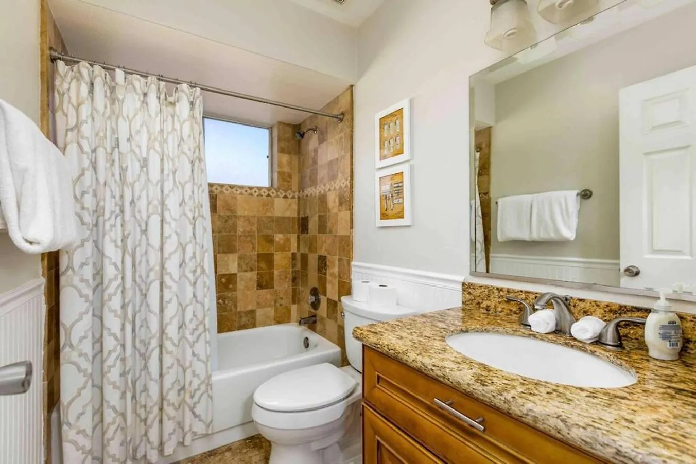 Spacious Backyard W Free Heated Pool, Tv And Bbq سكوتسدايل بيت للعطل